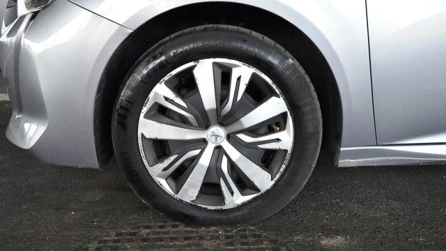 Peugeot 208 1.2 Business MT 2020 god. Benzin 12290 €