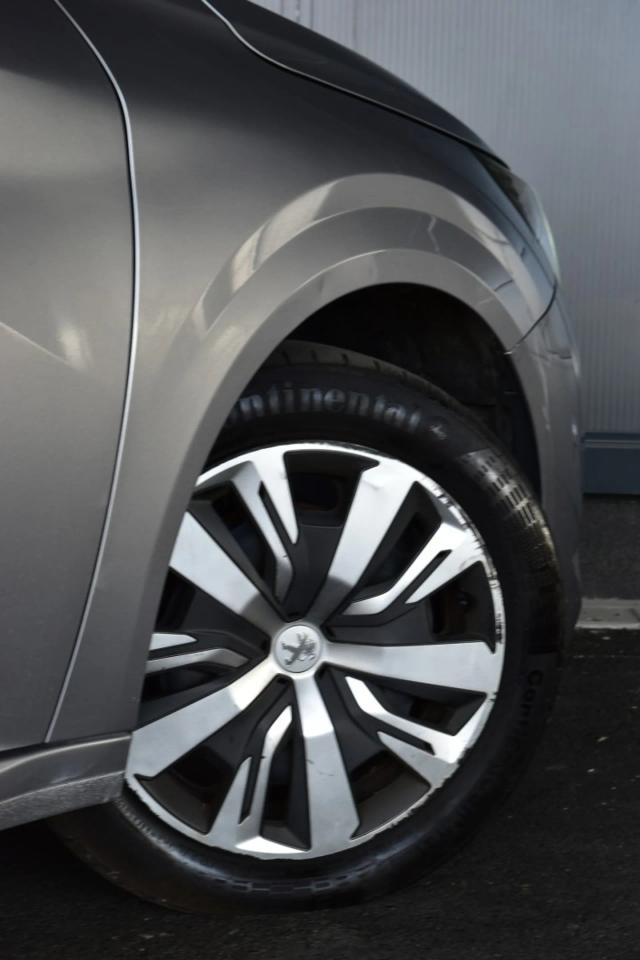 Peugeot 208 1.2 Business MT 2020 god. Benzin 12290 €